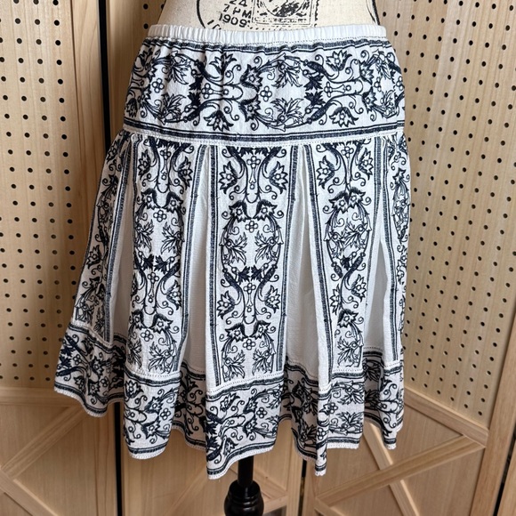 Max Studio Embroidered Cotton Boho Skirt White Navy Tie Waist Medium - Picture 4 of 10